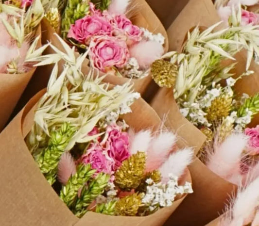 Dried Flowers Market More - Pink Elegance