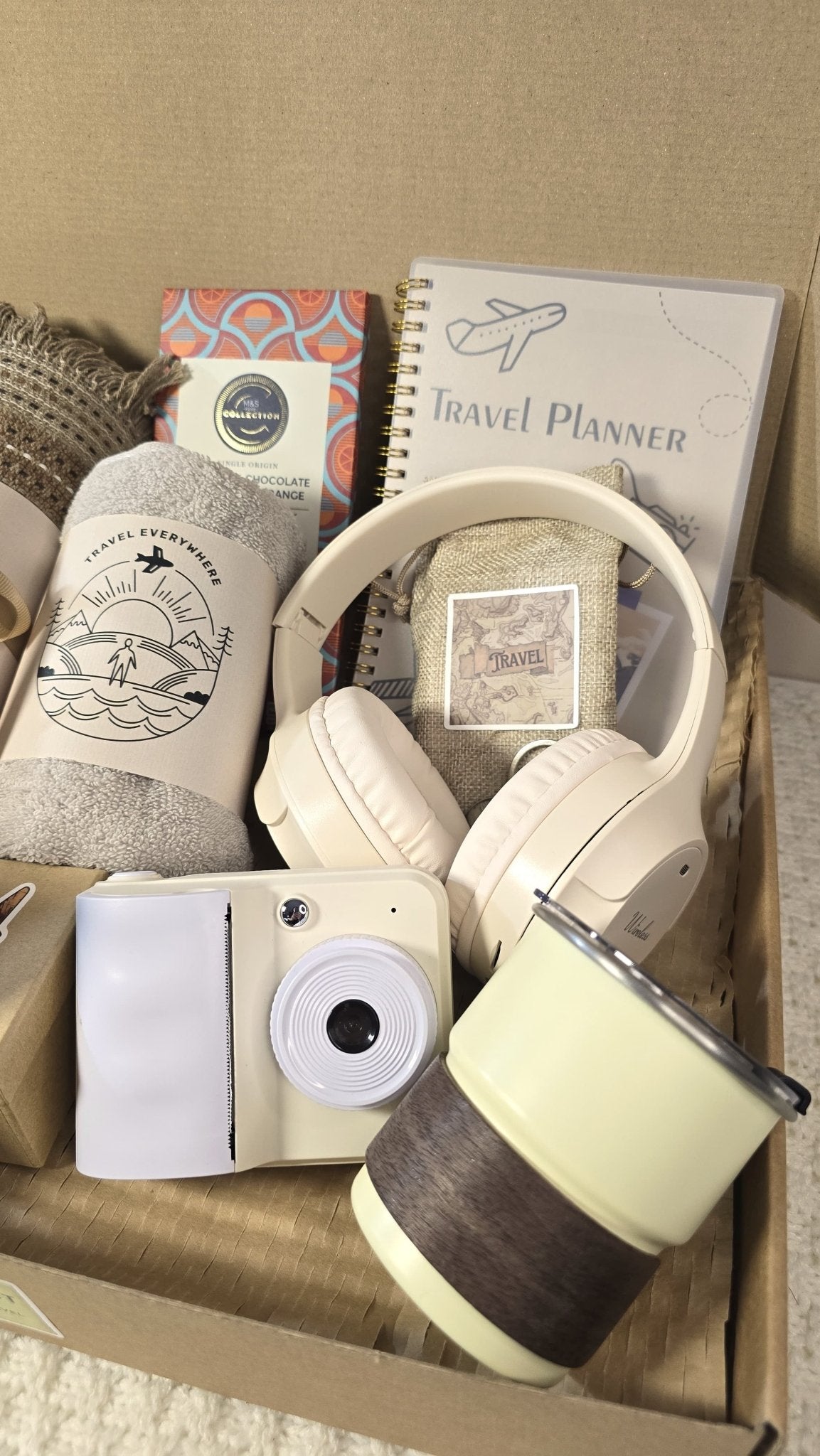 Adventure Awaits Travel Gift Box - Gifting CY - Cyprus -