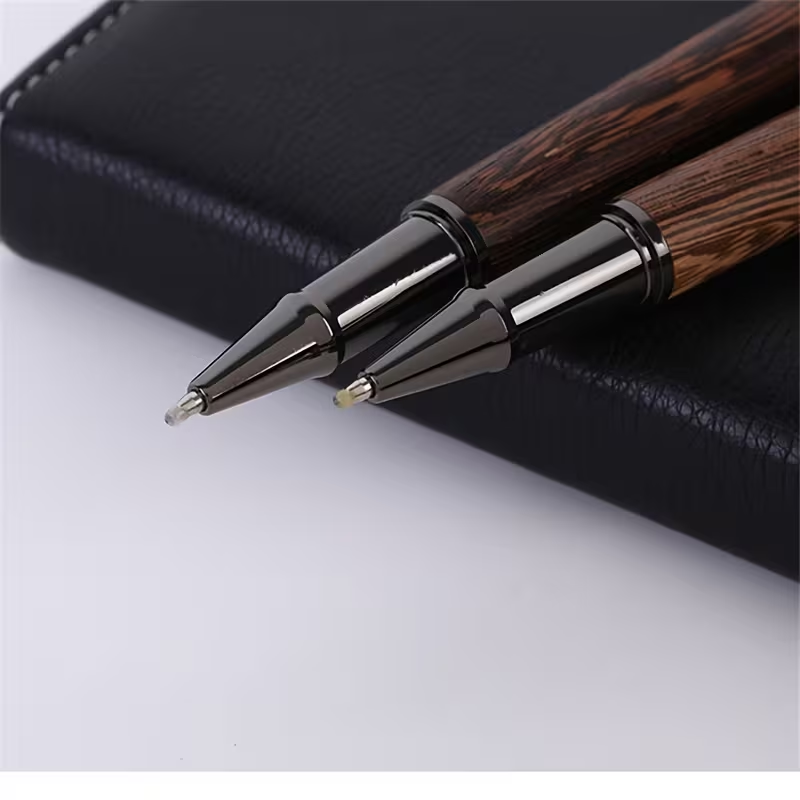 Executive Wooden & Metal Ballpoint Pen, Reusable Signature Pen with Clip Cap and Refills