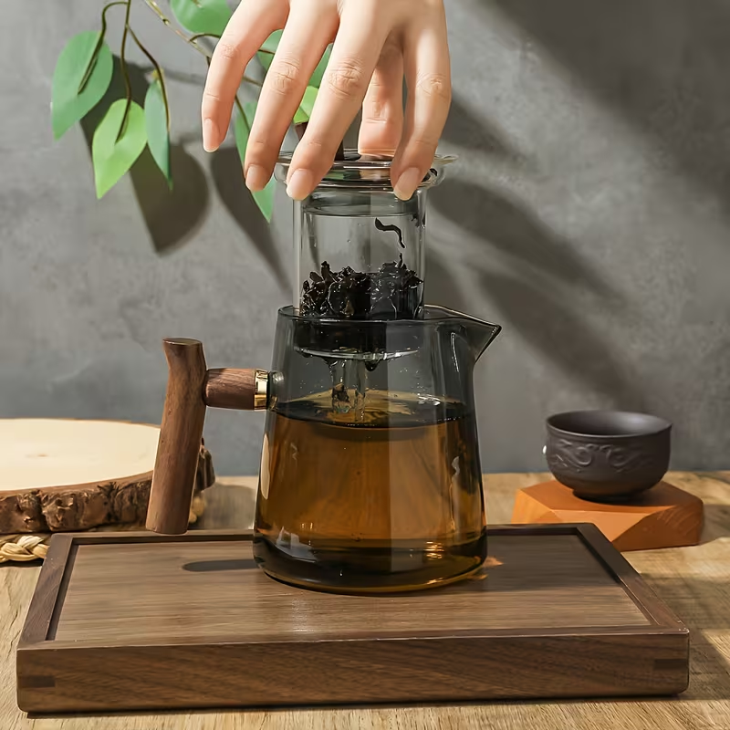 Serene Glass Tea Infuser Pot, Elegant Clear Tea Maker for Loose Leaf Tea & Calm Daily Rituals