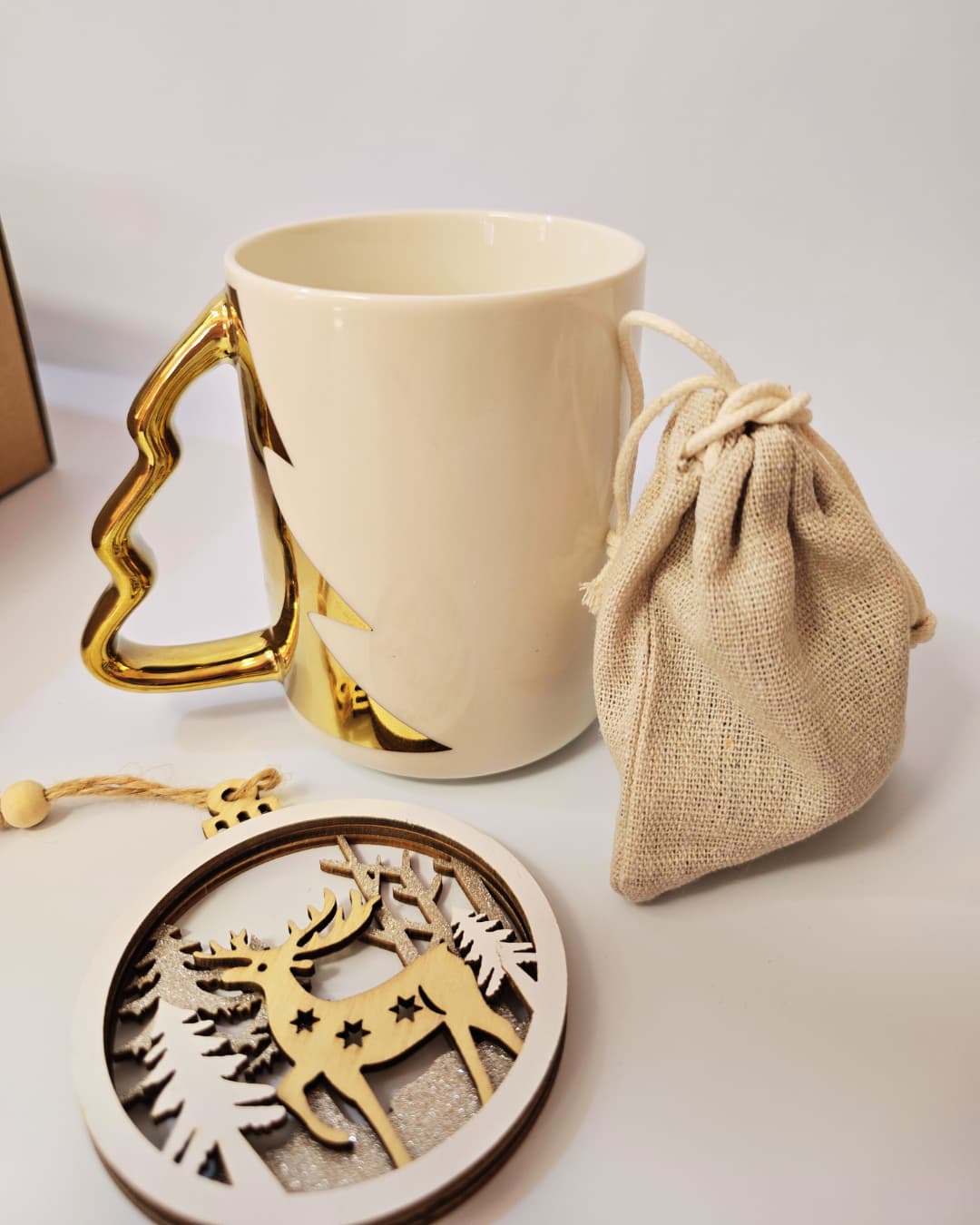 Believe in Miracles – Luxury Christmas Gift Box - Gifting CY - Cyprus - 