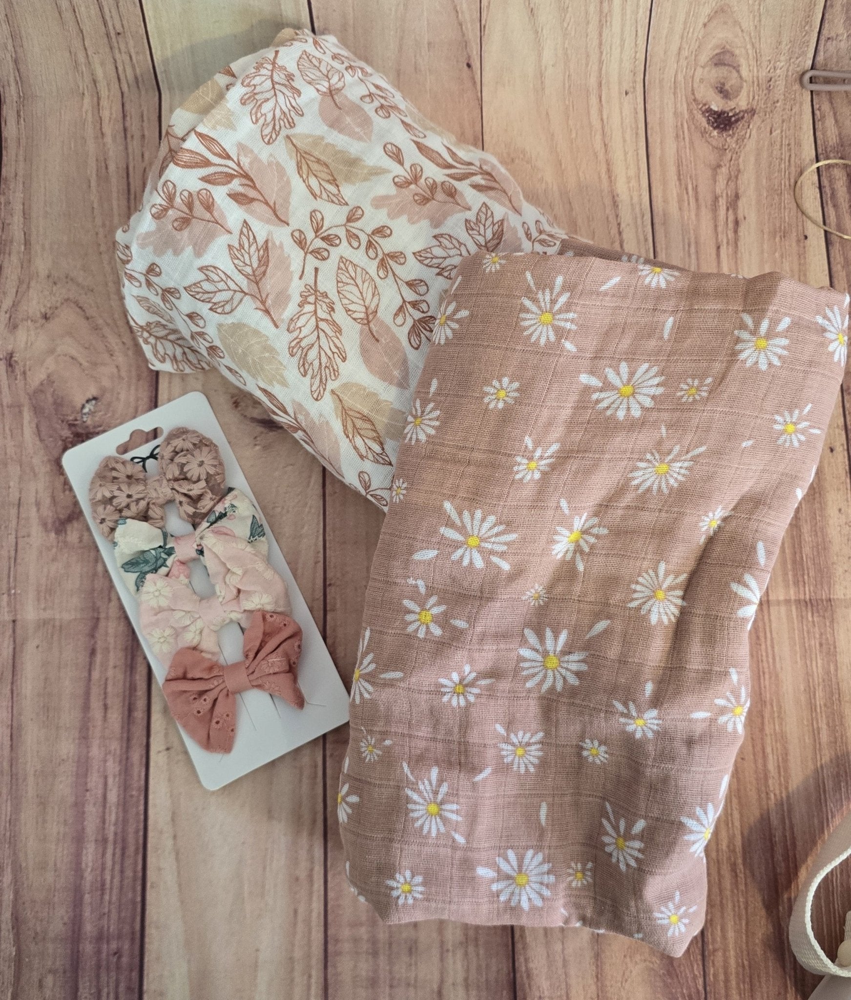 Blush and Bloom Wooden Newborn Rack - Gifting CY - Cyprus - 