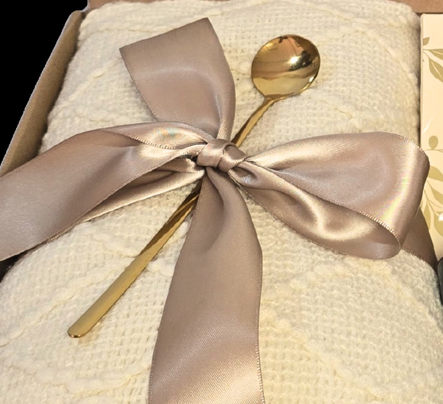 Get Well Soon Gift Box, Comfort Care Package - Gifting CY - Cyprus - 