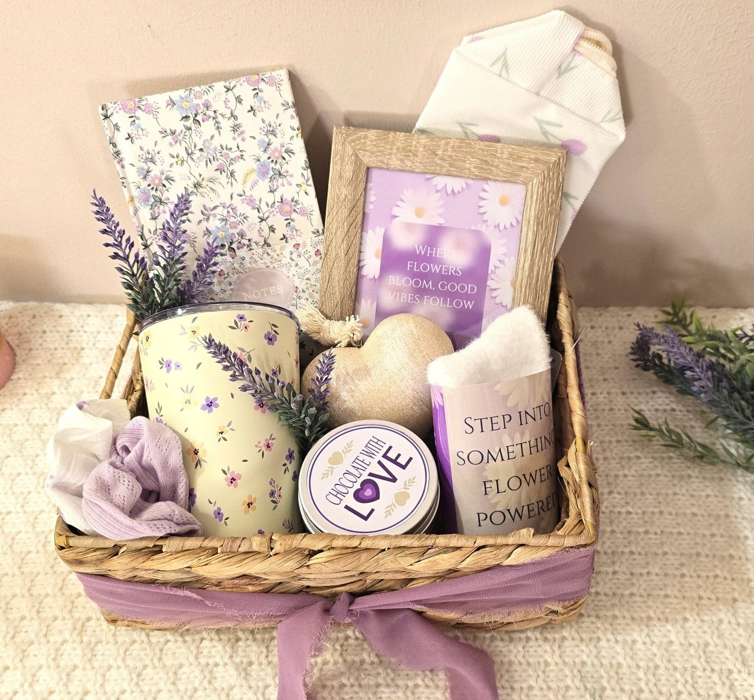 Lavender Dreams Gift Basket - Gifting CY - Cyprus - 