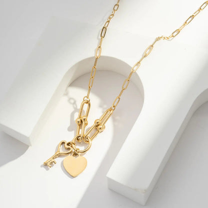 Romantic Luxury Gift Basket - Gifting CY - Cyprus - 