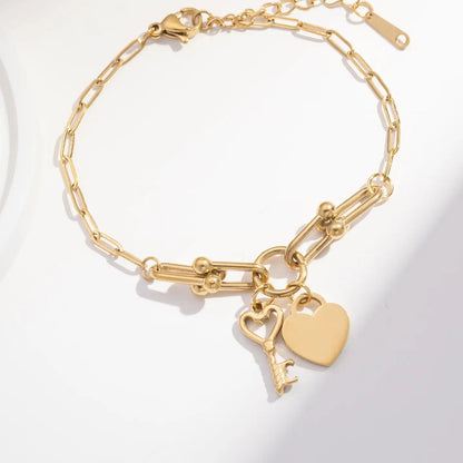 Romantic Luxury Gift Basket - Gifting CY - Cyprus - 