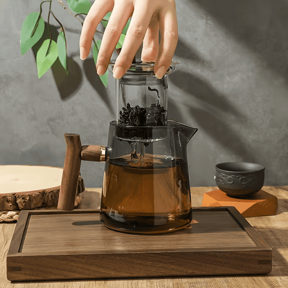 Serene Glass Tea Infuser Pot, Elegant Clear Tea Maker for Loose Leaf Tea & Calm Daily Rituals - Gifting CY - Cyprus -