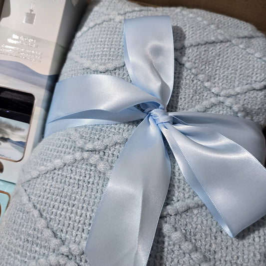 Turquoise Cozy Nest Gift Box - Gifting CY - Cyprus - 