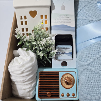Turquoise Cozy Nest Gift Box - Gifting CY - Cyprus - 