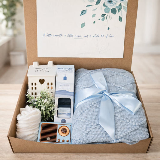 Turquoise Cozy Nest Gift Box - Gifting CY - Cyprus - 
