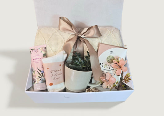 Warm Winter Care Gift Box - Gifting CY - Cyprus - 